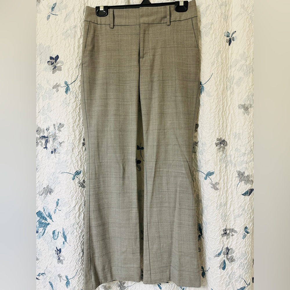 Banana Republic “Martin fit” grey dress pants. EUC.